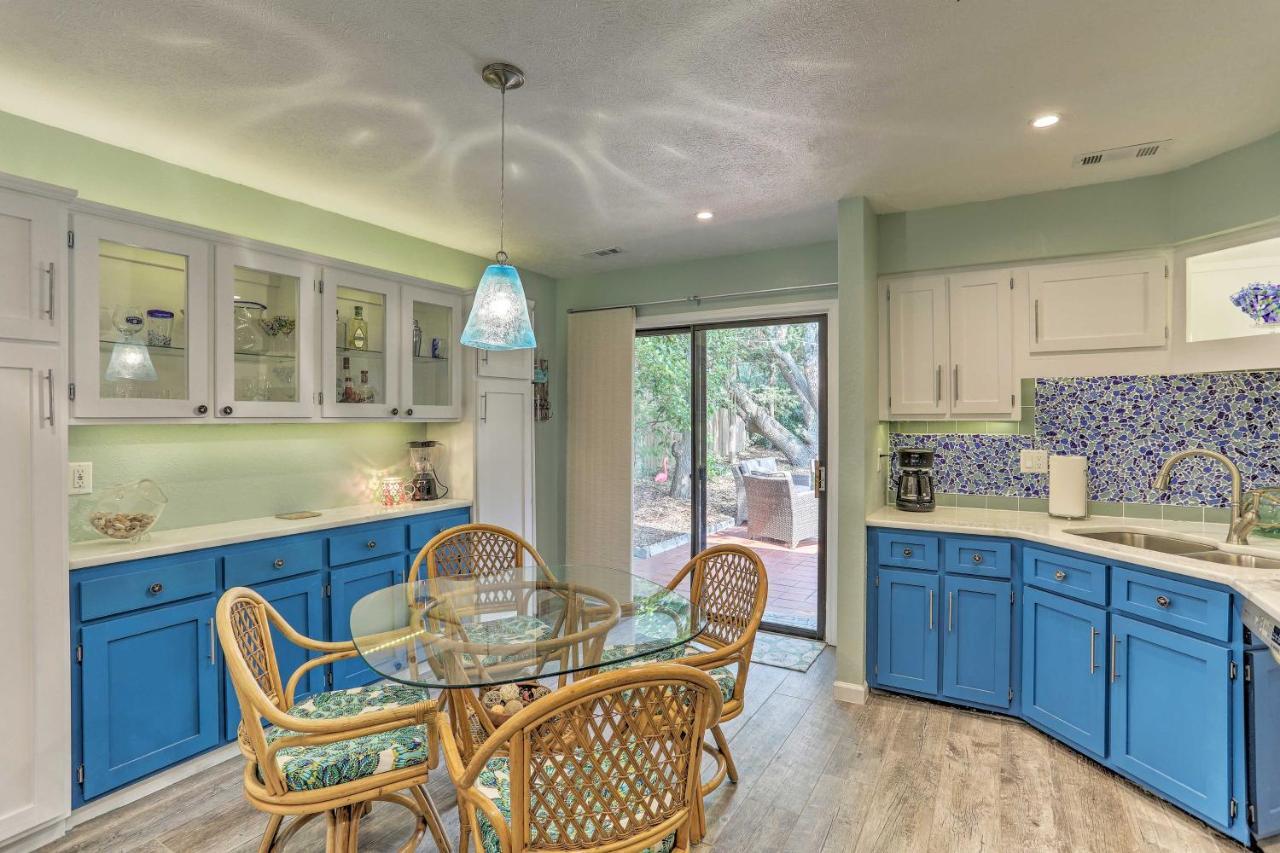 North Myrtle Beach Townhome, 1 Block To Ocean! エクステリア 写真